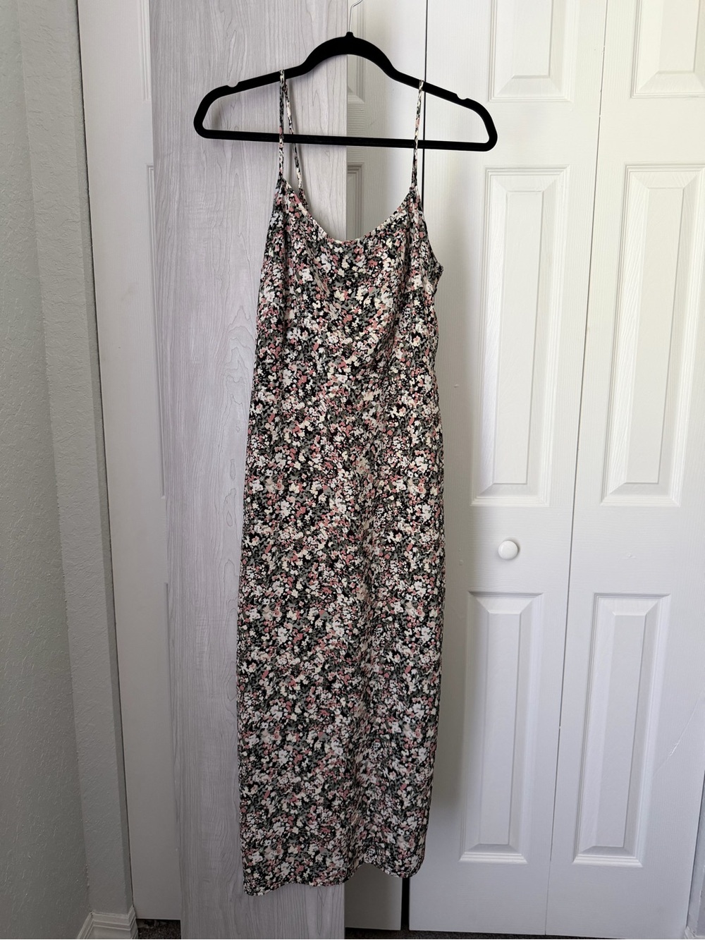 Abercrombie & Fitch Floral Slip Maxi Dress - M
